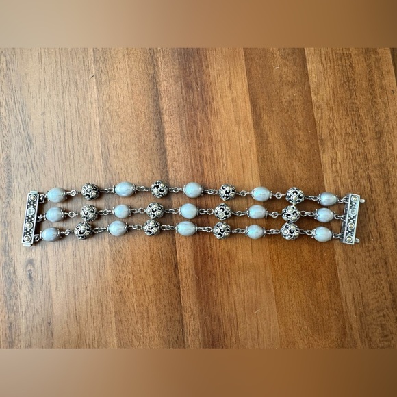 John Hardy Silver and Gold Multi-Strand Pearl Bracelet - Picture 11 of 12
